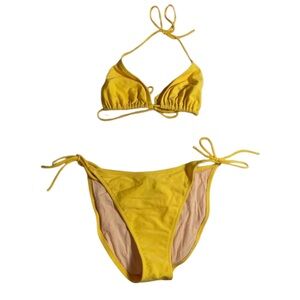 EUC Zingara Bikini set‎ Size 8 bottoms, size 6 top